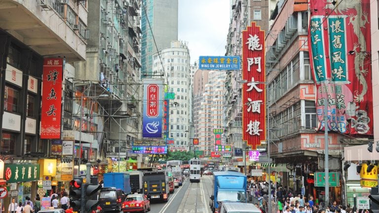 China Asset Management Exec Anticipates Hong Kong Spot Bitcoin ETFs to 'Exceed' US Debut