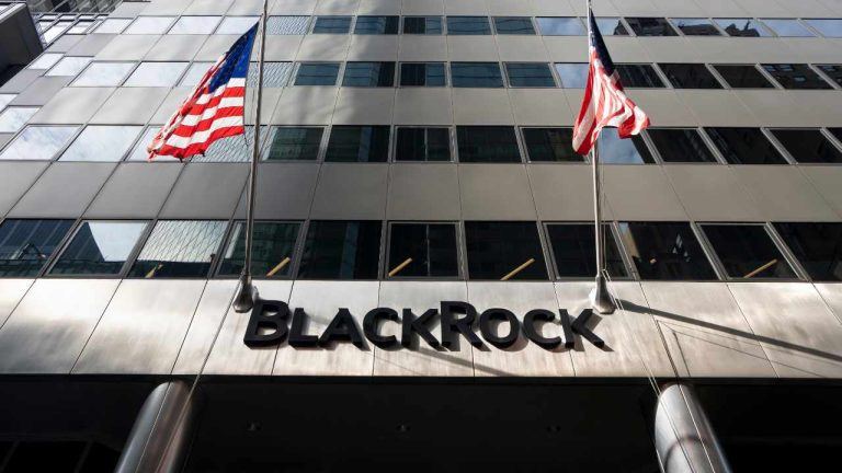 Blackrock Warns Investors of Rising Crypto Investment Scams