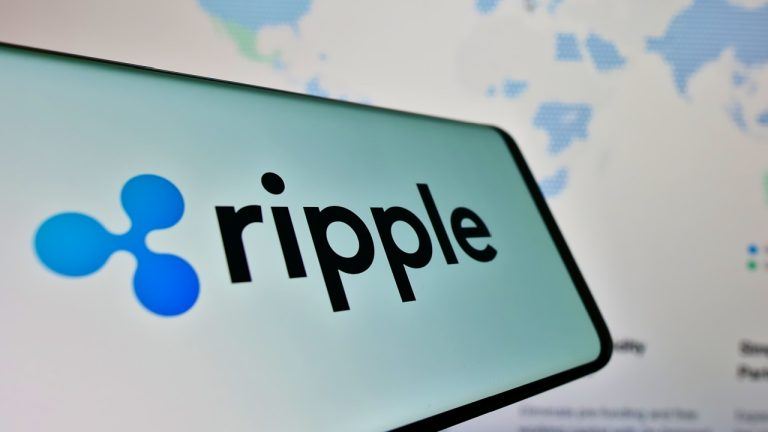 Ripple's Stablecoin Hits Singapore – Regulated Exchange Brings RLUSD to Transform Markets