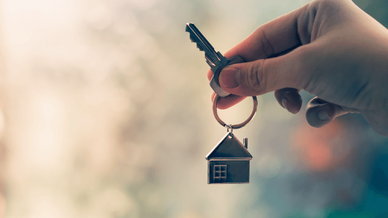 Crypto Meets Real Estate: Propy Lets You Buy Homes With Bitcoin and Ethereum 