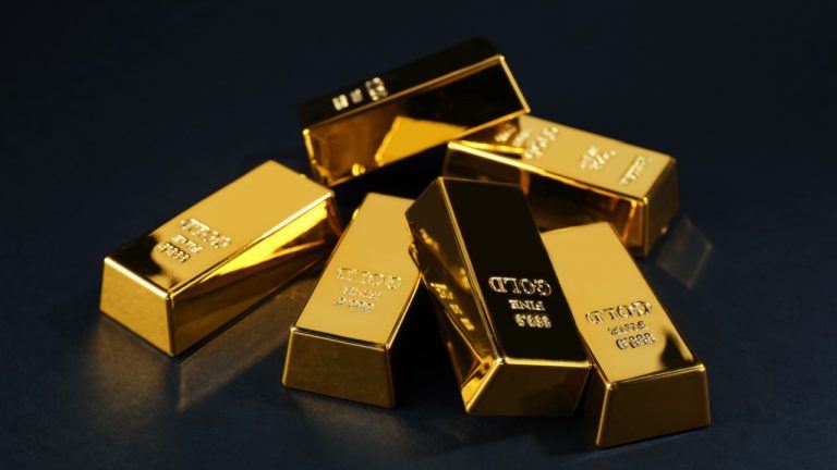 Gold Suppliers Face 'Unprecedented Demand' as Large Investors Get Into Gold