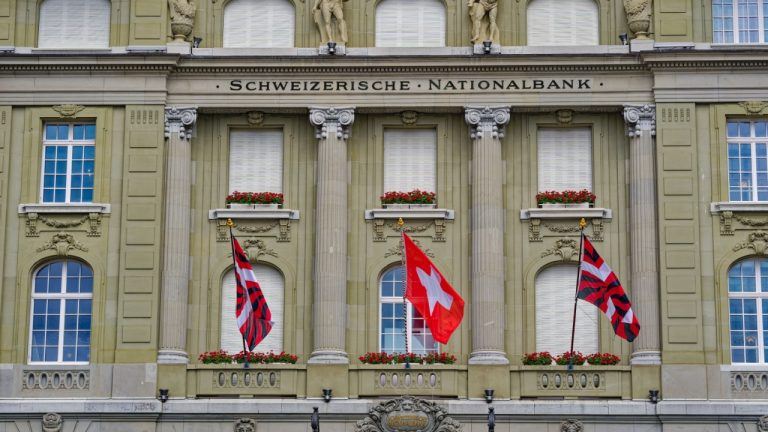 Swiss National Bank Says No to Bitcoin Reserve—No Plans to Buy Crypto Assets